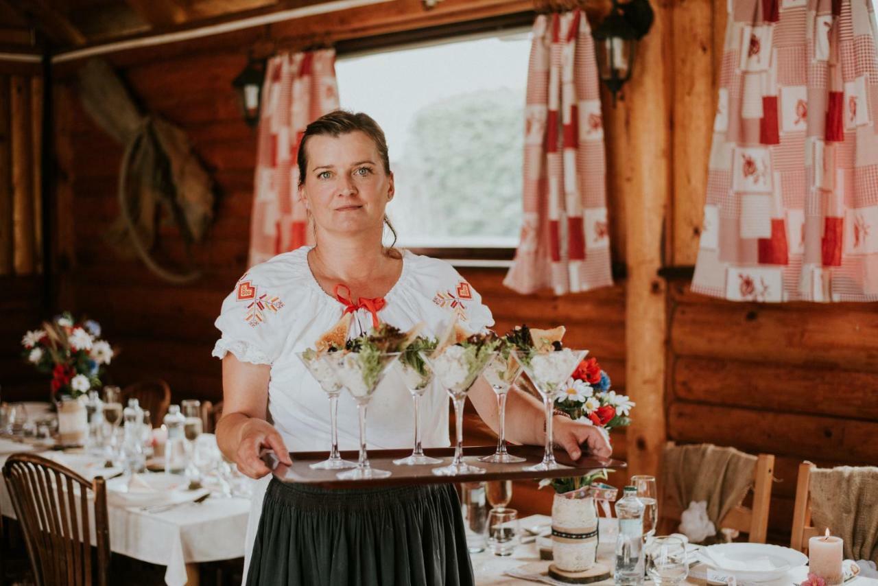 Penzion Javorina Čičmany Bagian luar foto